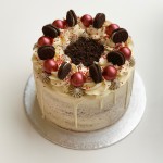 Red Velvet Oreo Cake 15cm