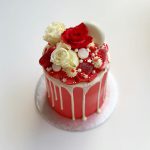 Deluxe Drip Cake 10cm in Red & White