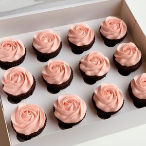 Chocolate & Pink Roses