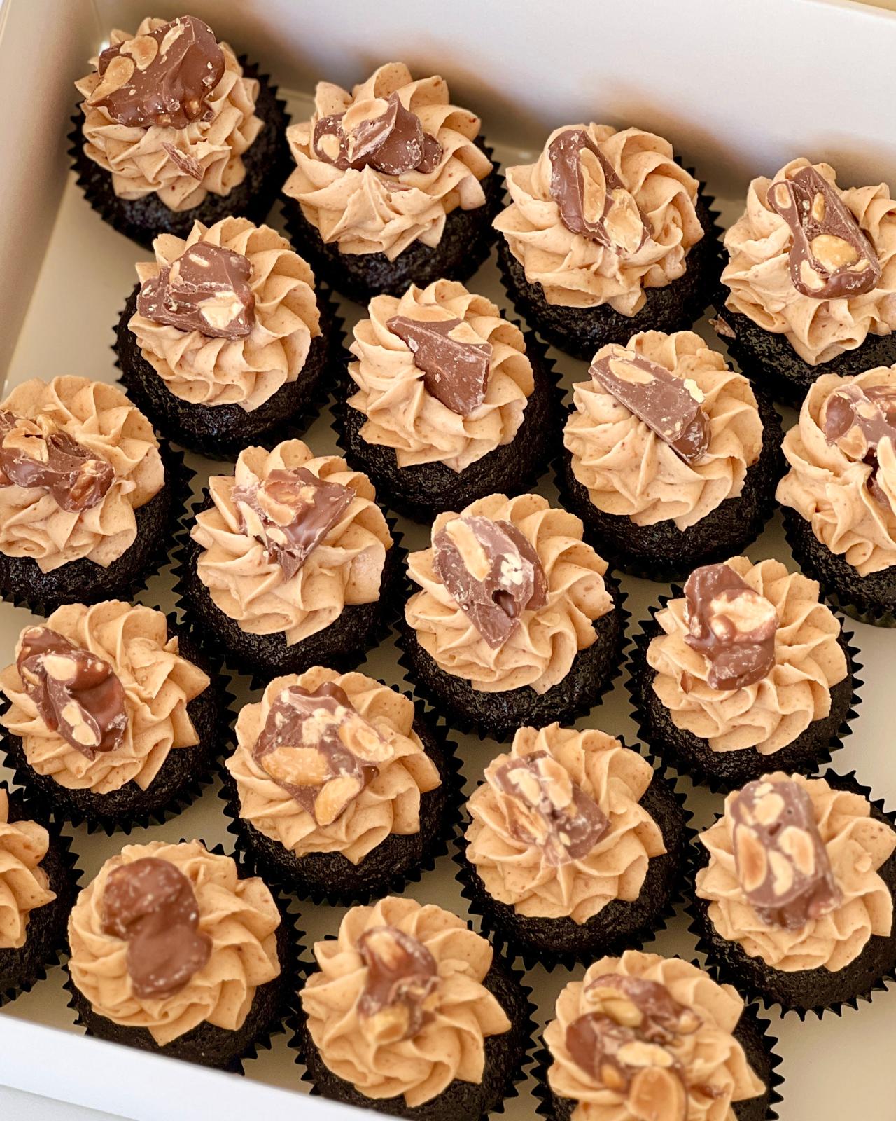 Chocolate Peanut Butter Mini Cupcakes